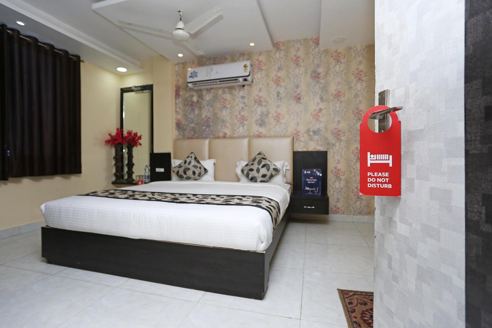 Hotel O Laxmi Privilege Inn Гвалиор Экстерьер фото