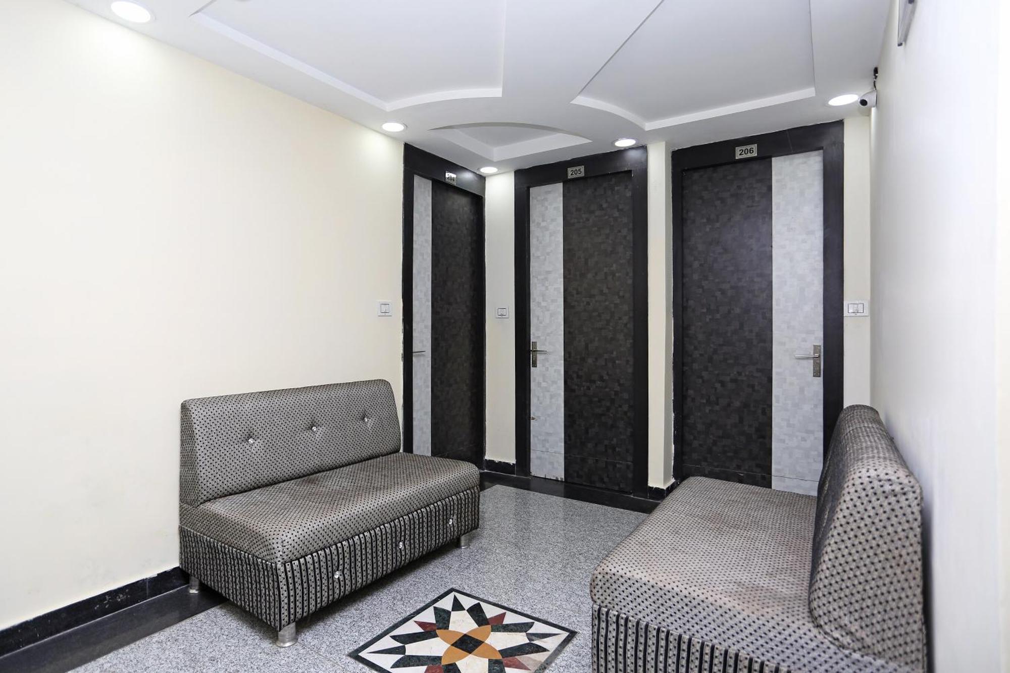 Hotel O Laxmi Privilege Inn Гвалиор Экстерьер фото